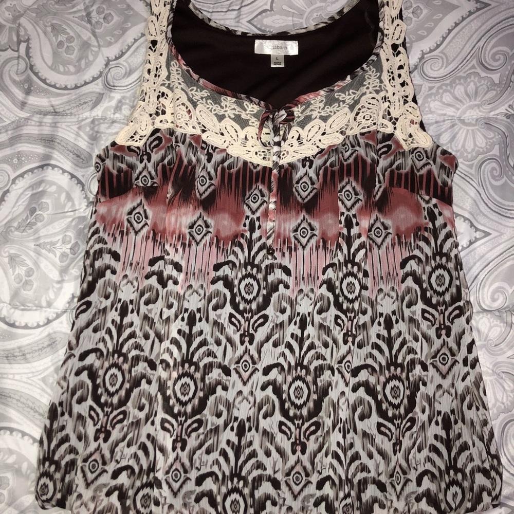 Women’s sleeveless top Size L